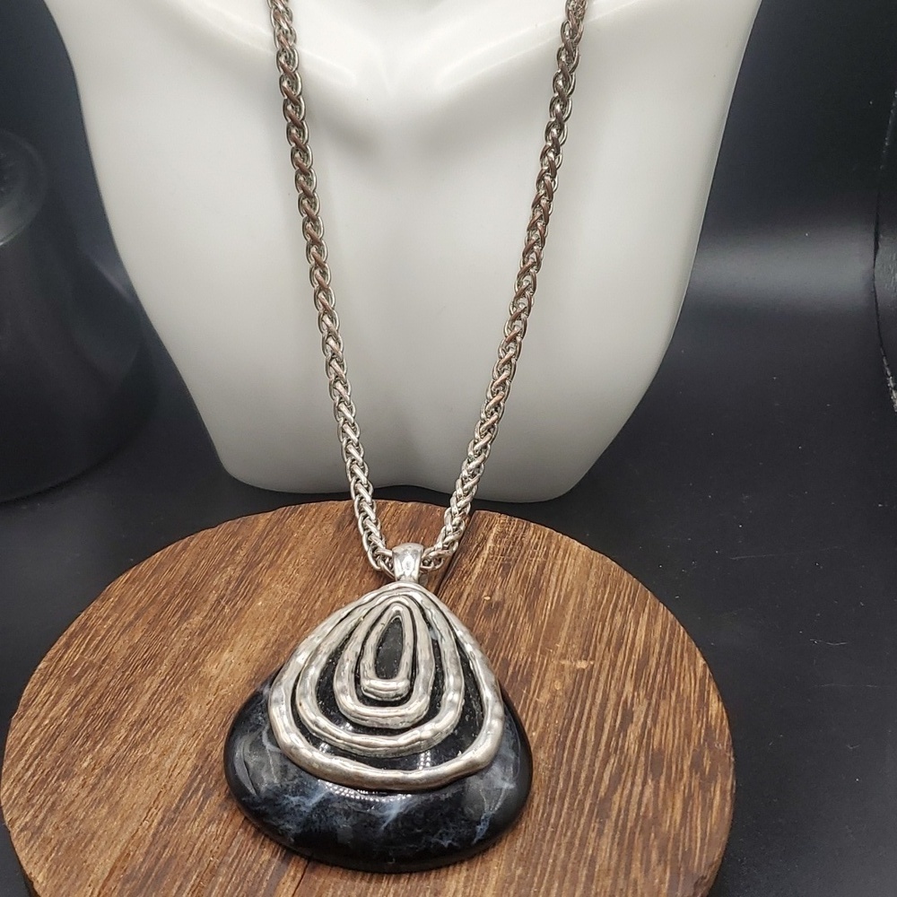 N2833 spiders web amulet Gothic necklace